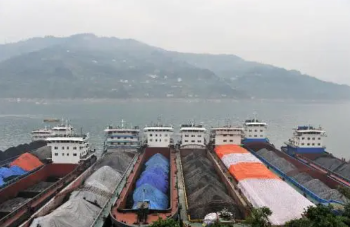 大雾致三峡河段禁航15余小时沐鸣注册